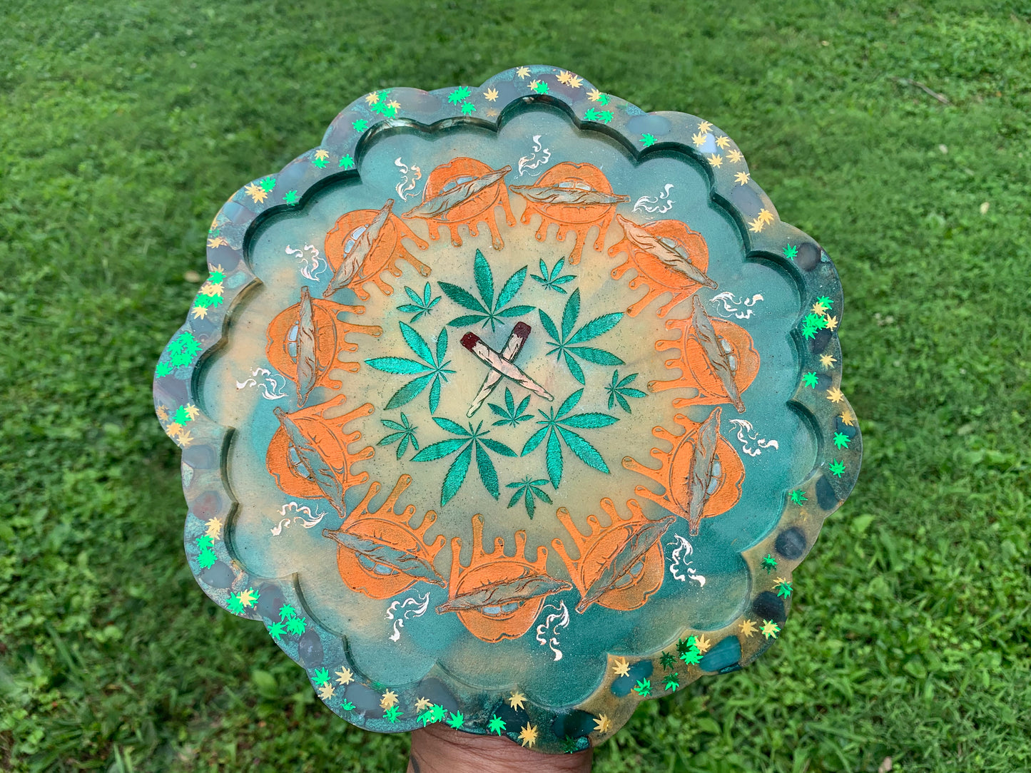 Custom Stoner Lips Mandala tray