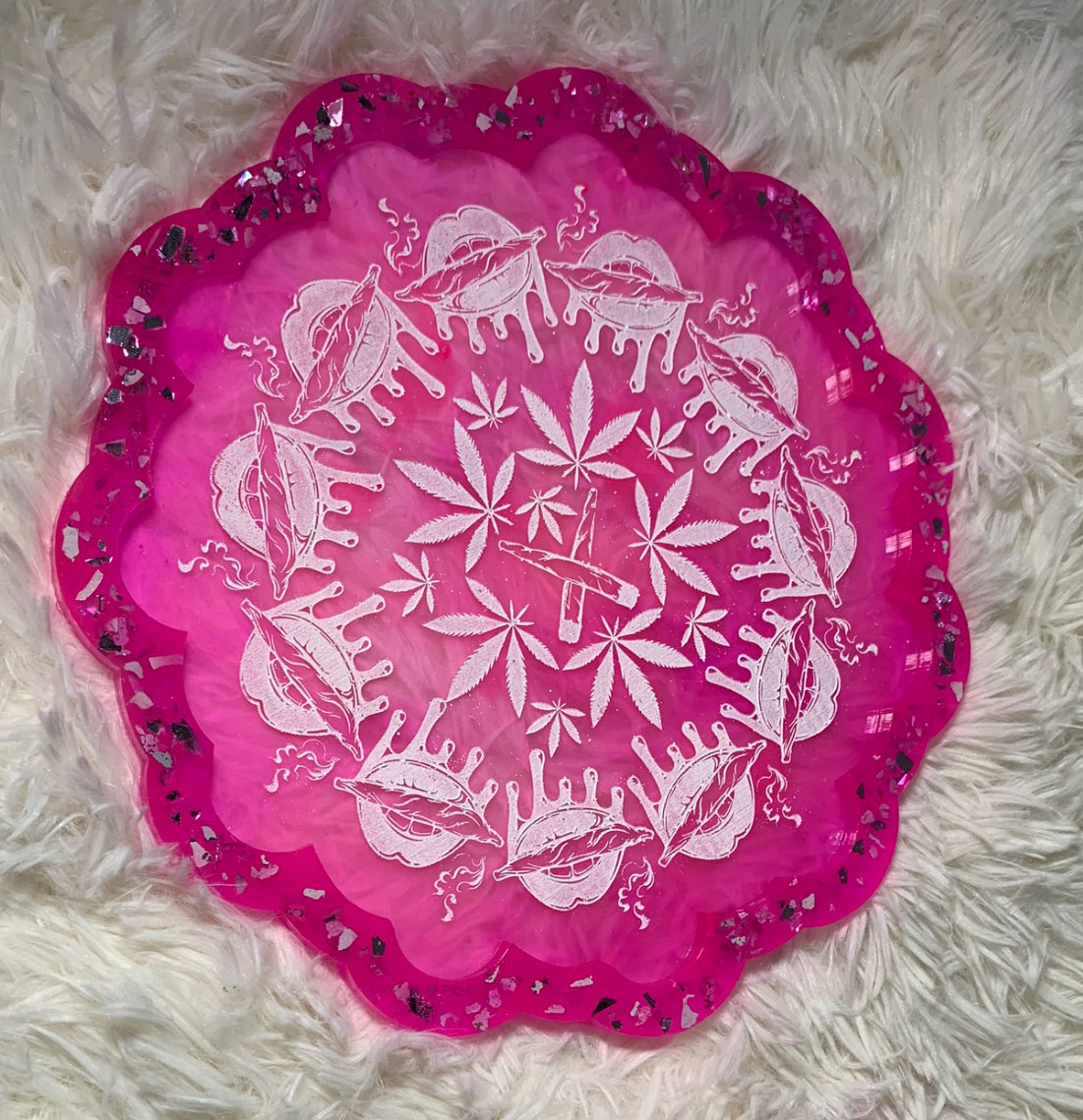 Custom Stoner Lips Mandala tray